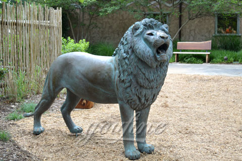 Garden standing Casting Bronze Lion Statue for sale