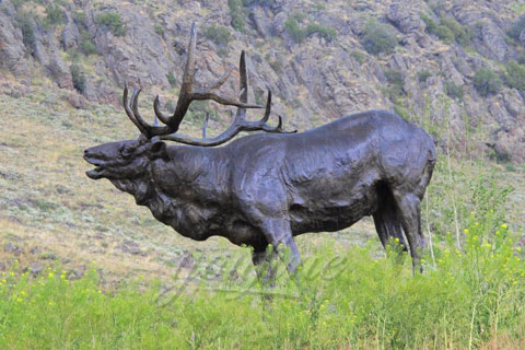 Large animal sculpture Wildlife Outdoor elk statue for sale