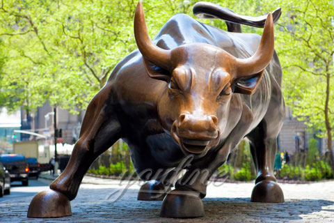 Outdoor Animal Charging Bull Large Bronze Bull sculpture for sale