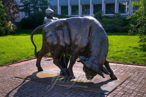 Wholesale new design outdoor metal bull sculptures for sale