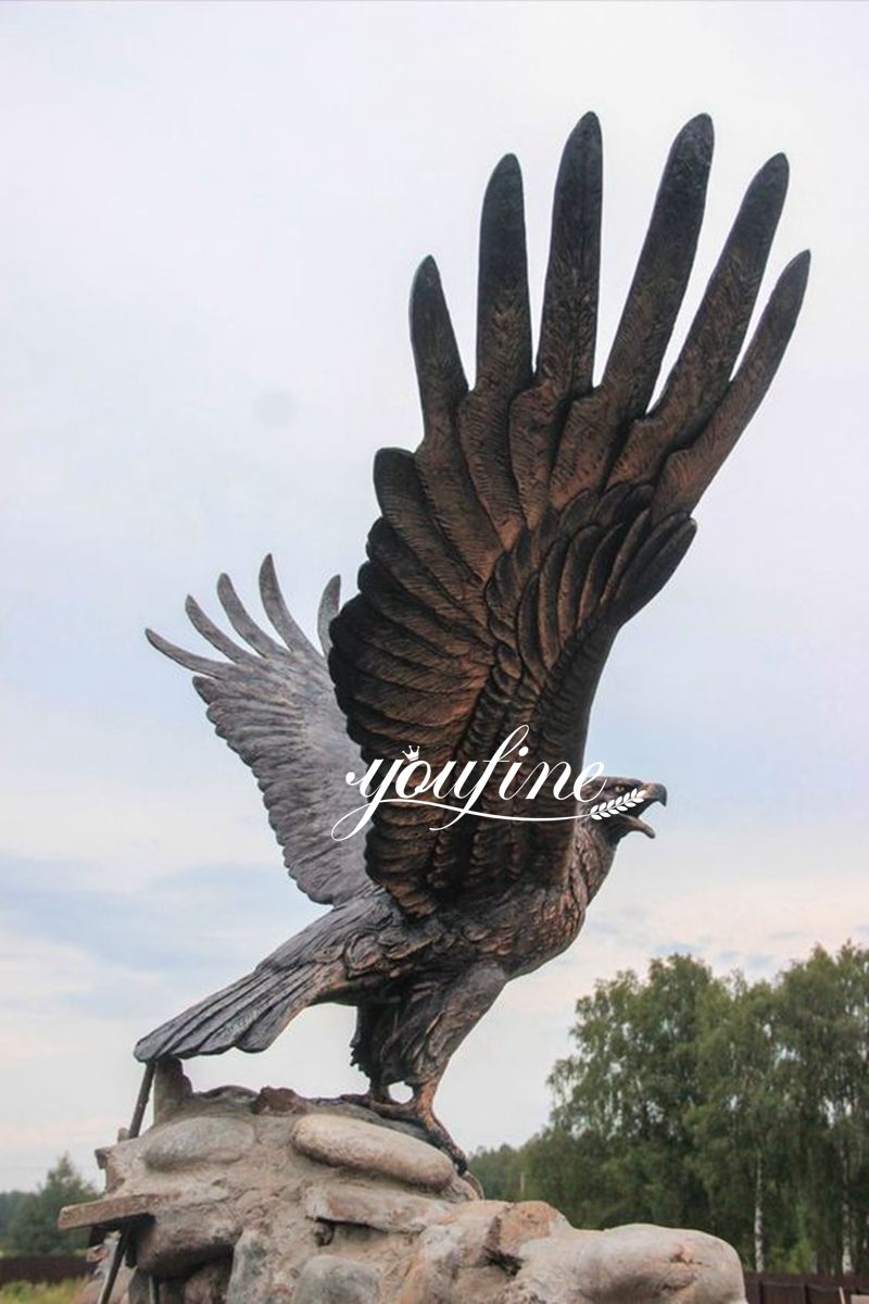 bald eagle sculpture-01-YouFine Sculpture