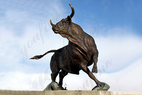 Large Size Casting Bronze Animal Bull Sculpture for Garden Decor Manufacturer BOKK-718