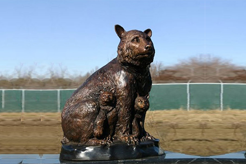 Customized Casting Bronze Grizzly Bear Statue for Garden Manufacturer BOKK-676