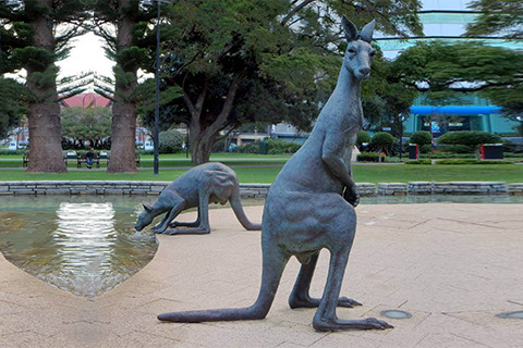 Life Size Bronze Kangaroo Sculpture Outdoor Decor for Sale BOKK-991