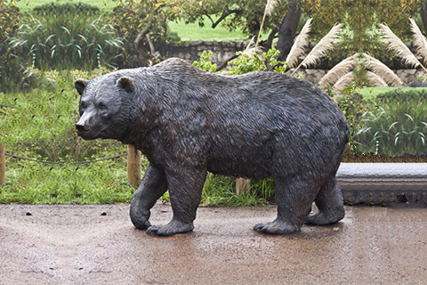 Outdoor Life-size Antique Bronze Bear Statue for Garden Factory Supplier