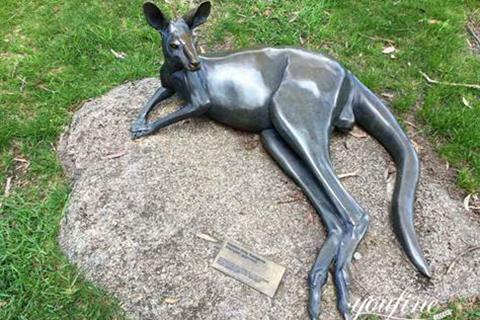 Bronze Kangaroo Sculpture - YouFine Sculpture (2)